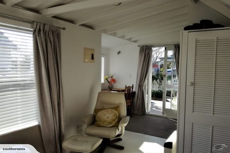 Photo of property in 27 Hastings Parade, Devonport, Auckland, 0624