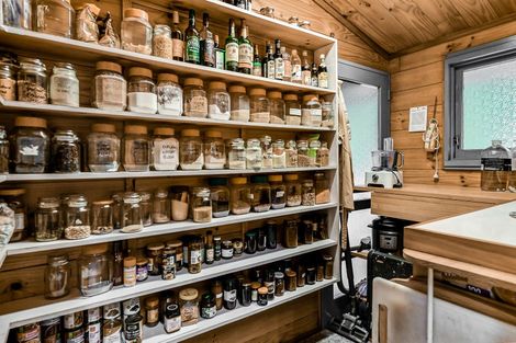 Photo of property in 92 Poaka Avenue, Dinsdale, Hamilton, 3204