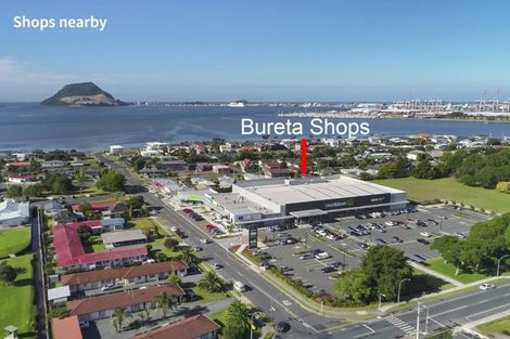 Photo of property in 2/92 Ngatai Road, Otumoetai, Tauranga, 3110