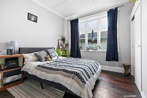 Photo of property in 40 Lonsdale Crescent, Rongotai, Wellington, 6022