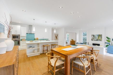 Photo of property in 339 Glenvar Road, Long Bay, Auckland, 0630