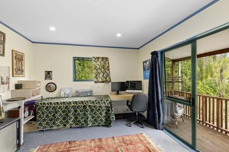 Photo of property in 53 Lowry Crescent, Stokes Valley, Lower Hutt, 5019