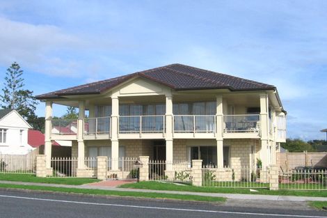 Photo of property in 2/15 Macleans Road, Bucklands Beach, Auckland, 2014