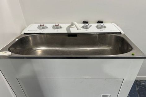 Photo of property in 41 Breaker Grove, Waiuku, 2123