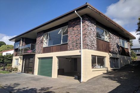 Photo of property in 4 Robin Lane, Browns Bay, Auckland, 0630