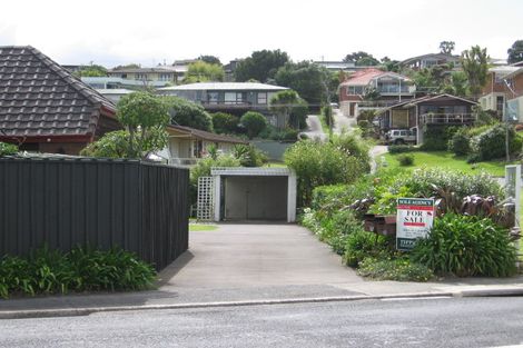 Photo of property in 1/22 Inga Road, Castor Bay, Auckland, 0620