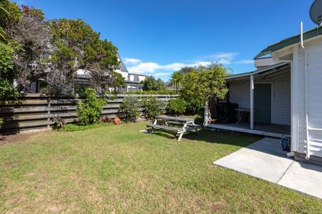 Photo of property in 603 Ocean Road, Whangamata, 3620