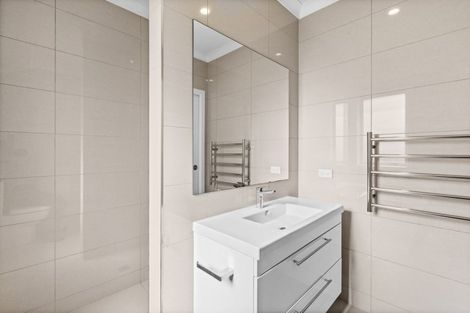 Photo of property in 23 Percy Berry Place, Havelock North, 4130