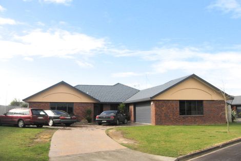 Photo of property in 1 Dingwall Court, Rototuna, Hamilton, 3210