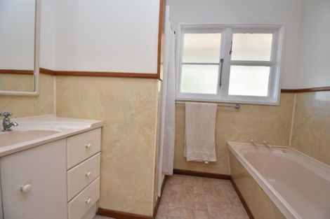 Photo of property in 294 High Street South, Carterton, 5713