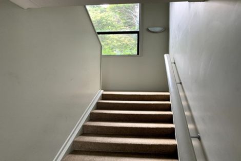 Photo of property in 2/17 Kennedy Avenue, Forrest Hill, Auckland, 0620