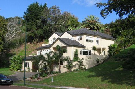 Photo of property in 18 Oakwood Grove, Eastern Beach, Auckland, 2012