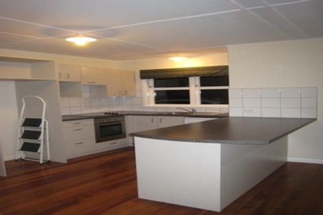 Photo of property in 12 Karu Crescent, Waikanae, 5036