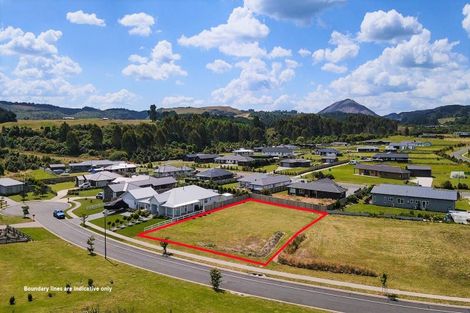 Photo of property in 6 Pukatea Lane, Kinloch, Taupo, 3377
