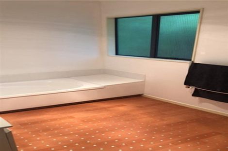 Photo of property in 12 Webster Place, Picton, 7220