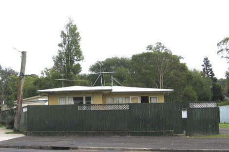 Photo of property in 2/125 Glendale Road, Glen Eden, Auckland, 0602