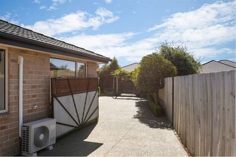 Photo of property in 37 Campion Place, Rolleston, 7614