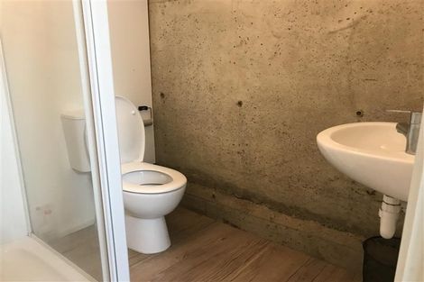 Photo of property in 37 Dowling Street, Dunedin Central, Dunedin, 9016