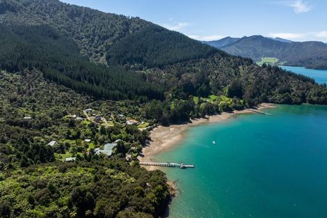Photo of property in 7110 Kenepuru Road, Raetihi, Picton, 7282
