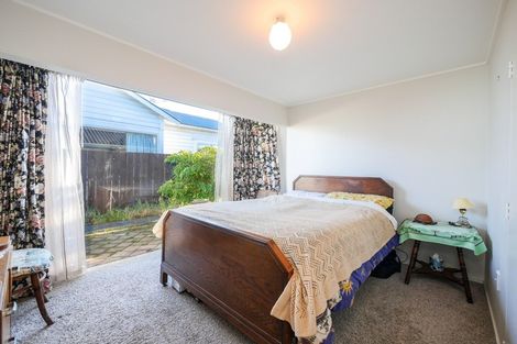Photo of property in 33a Hargest Crescent, Saint Kilda, Dunedin, 9012