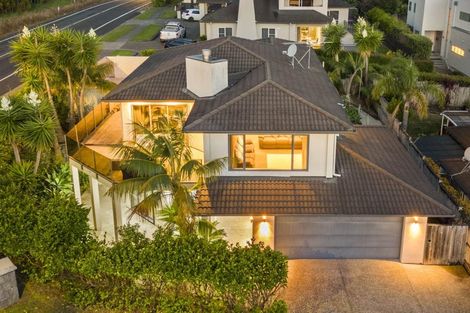 Photo of property in 2 Baverton Drive, Flat Bush, Auckland, 2016