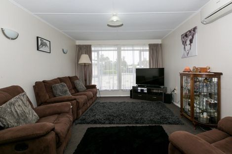 Photo of property in 13 Upham Street, Havelock North, 4130