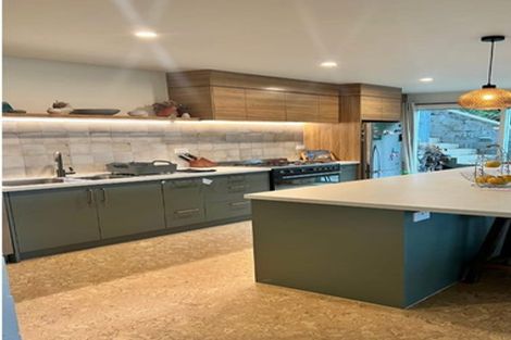 Photo of property in 24 Point Street, Raglan, 3225