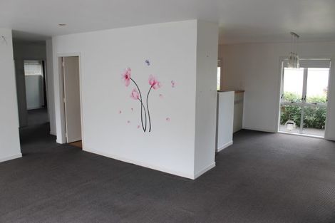 Photo of property in 92 Shakespeare Road, Milford, Auckland, 0620