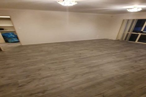 Photo of property in 56 Ransom Smyth Drive, Goodwood Heights, Auckland, 2105