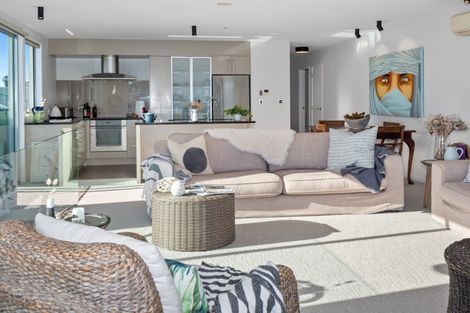 Photo of property in 1/25a Victoria Road, Mount Maunganui, 3116