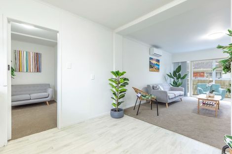 Photo of property in 2/278 Shirley Road, Papatoetoe, Auckland, 2025