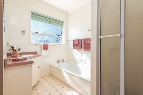 Photo of property in 61 Terry Crescent, Milson, Palmerston North, 4414