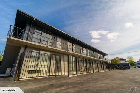 Photo of property in 2/22 Springfield Road, St Albans, Christchurch, 8014