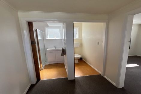 Photo of property in 17 Camperdown Road, Miramar, Wellington, 6022