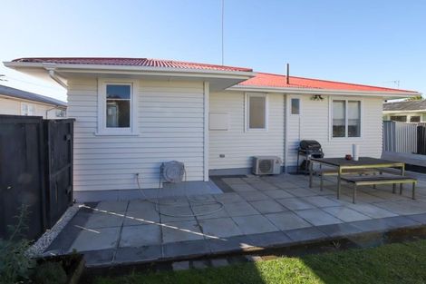 Photo of property in 21 Carrington Avenue, Hillcrest, Hamilton, 3216