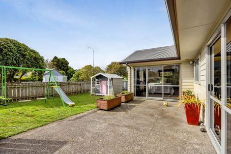 Photo of property in 13 Craig Street, Stratford, 4332