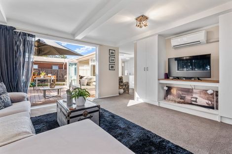 Photo of property in 60 Angelo Avenue, Howick, Auckland, 2014