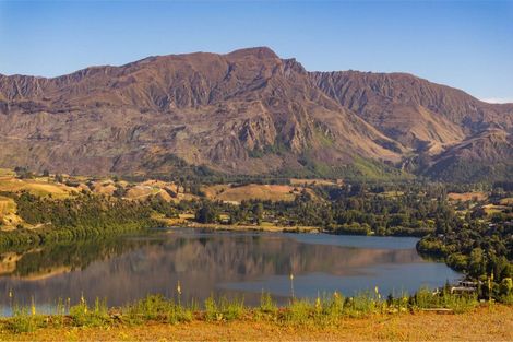 Photo of property in 101 Jean Robins Drive, Lake Hayes, Queenstown, 9371