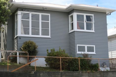 Photo of property in 70 Northland Road, Northland, Wellington, 6012