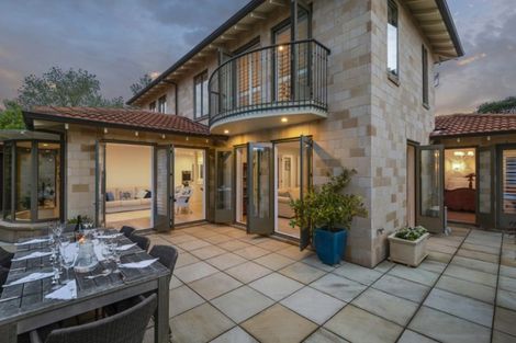 Photo of property in 30 Makora Street, Fendalton, Christchurch, 8041