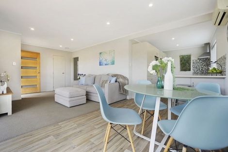 Photo of property in 1/17 Sandiacre Way, Browns Bay, Auckland, 0630