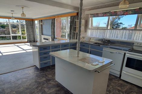 Photo of property in 1 Cashel Street, Waimate, 7924