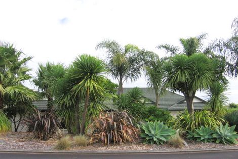 Photo of property in 5 Owenbeg Rise, Dannemora, Auckland, 2016
