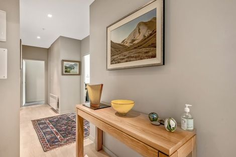 Photo of property in Chews Lane Apartments, 10g/9 Chews Lane, Wellington Central, Wellington, 6011