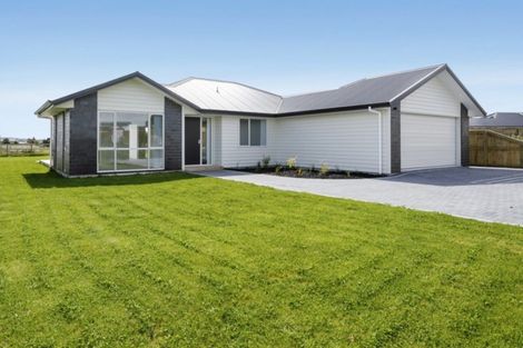 Photo of property in 10 Kara Place, Wharewaka, Taupo, 3330