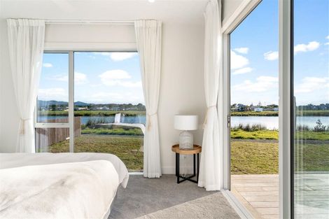 Photo of property in 218 Hamiora Street, Matarangi, 3592