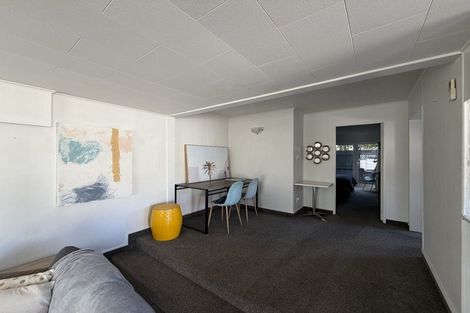 Photo of property in 5/16 Guthrie Road, Havelock North, 4130