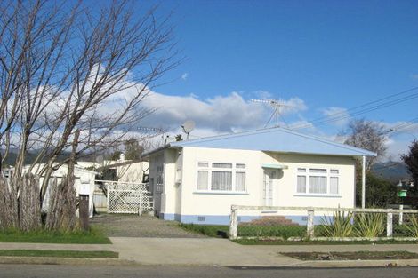 Photo of property in 106 Bartholomew Road, Levin, 5510