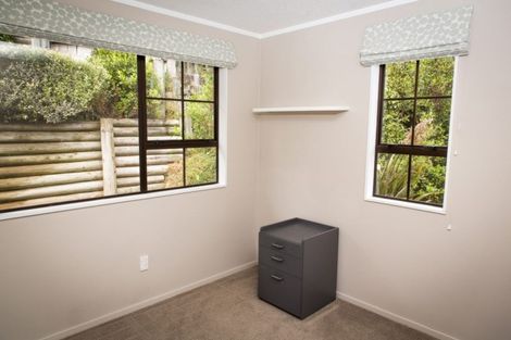 Photo of property in 4 Otonga Way, Churton Park, Wellington, 6037