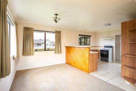 Photo of property in 2 Rangiora Place, Inglewood, 4330